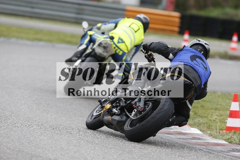 /Archiv-2025/06 18.04.2025 Speer Racing ADR/Gruppe gelb/backside